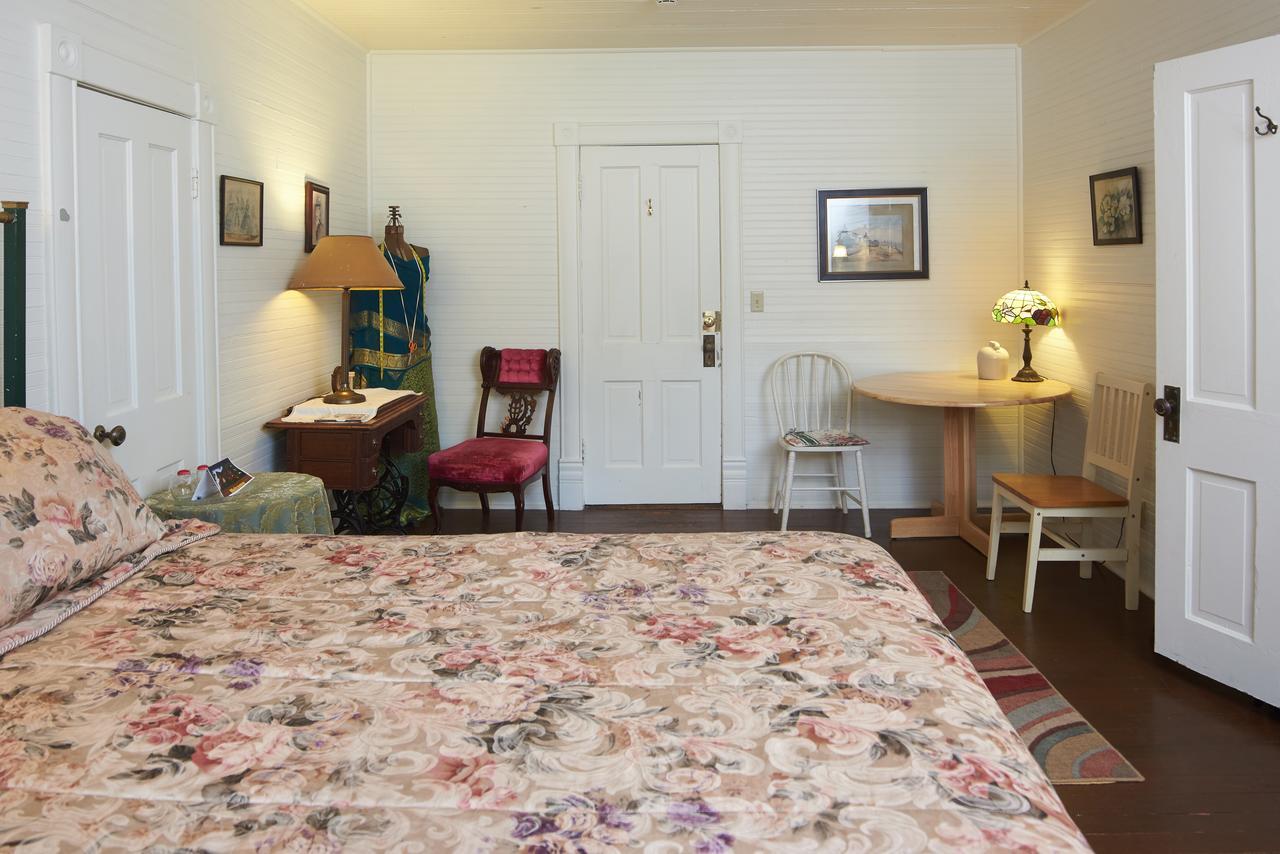 Spicer Castle Inn Eksteriør bilde